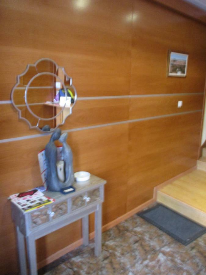 Hostal Becares Palencia Exterior photo